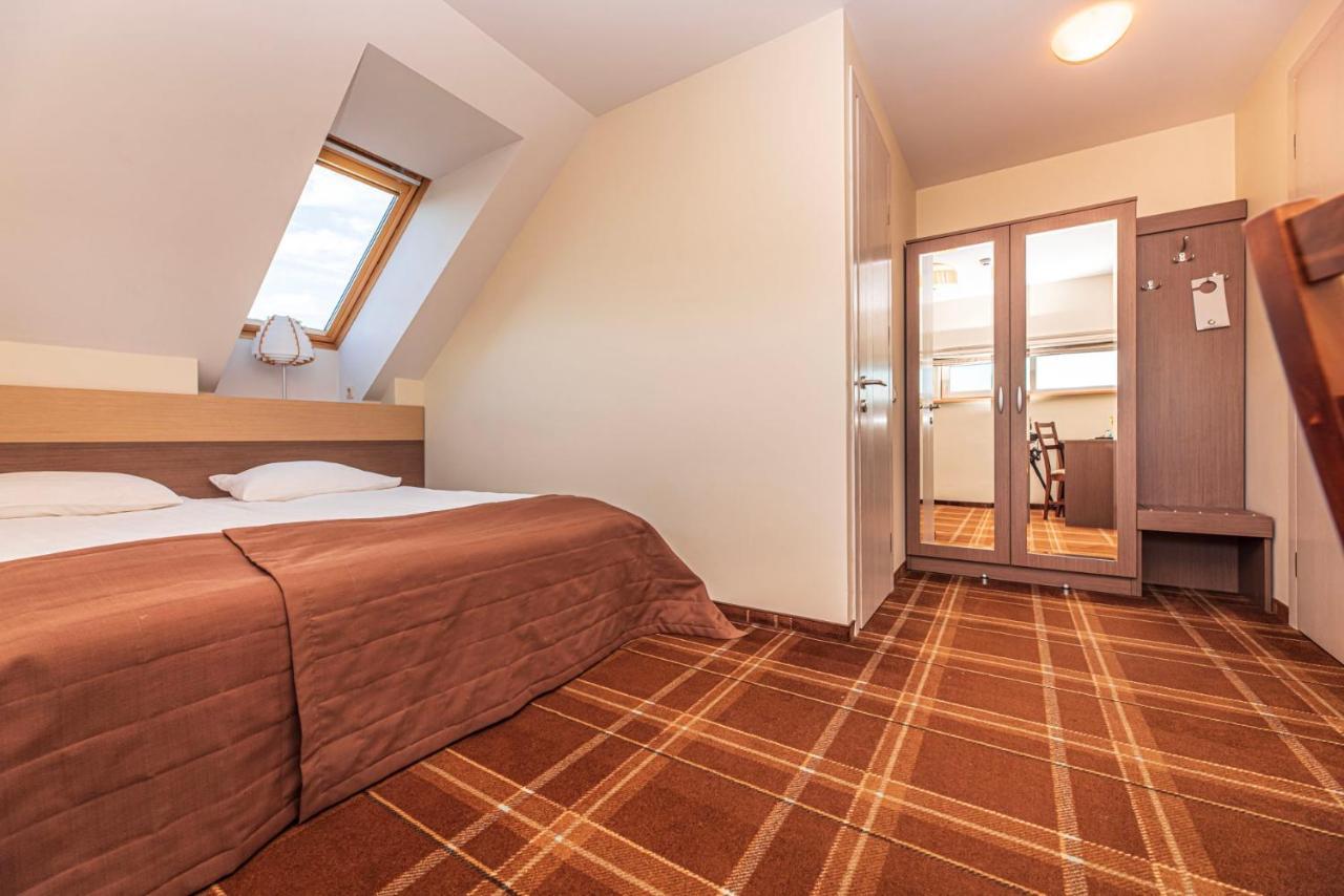 Hotel Gradiali Anykščiai Exteriér fotografie