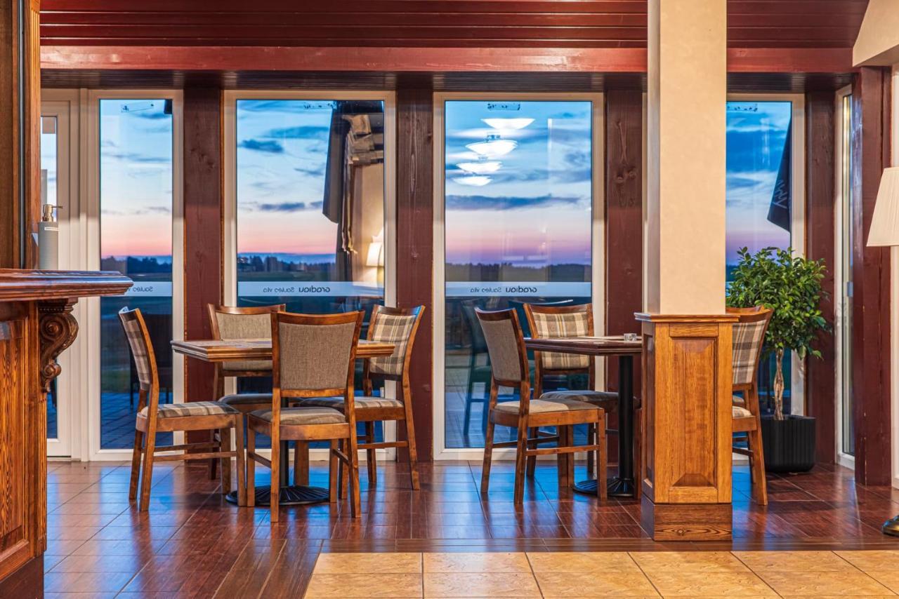 Hotel Gradiali Anykščiai Exteriér fotografie