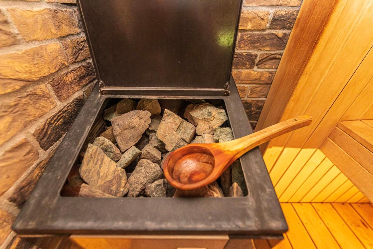 Hotel Gradiali Anykščiai Exteriér fotografie